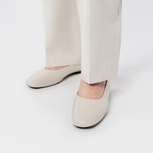 VAGABOND JOLIN FLATS